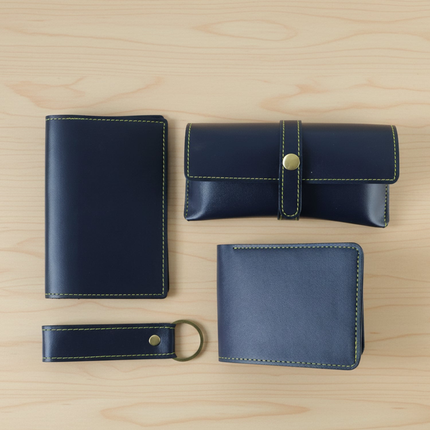 4 In 1 Premium Pu Leather Wallet Gift Set For Men (4 Pc Set) - DanishHubMens Accessories