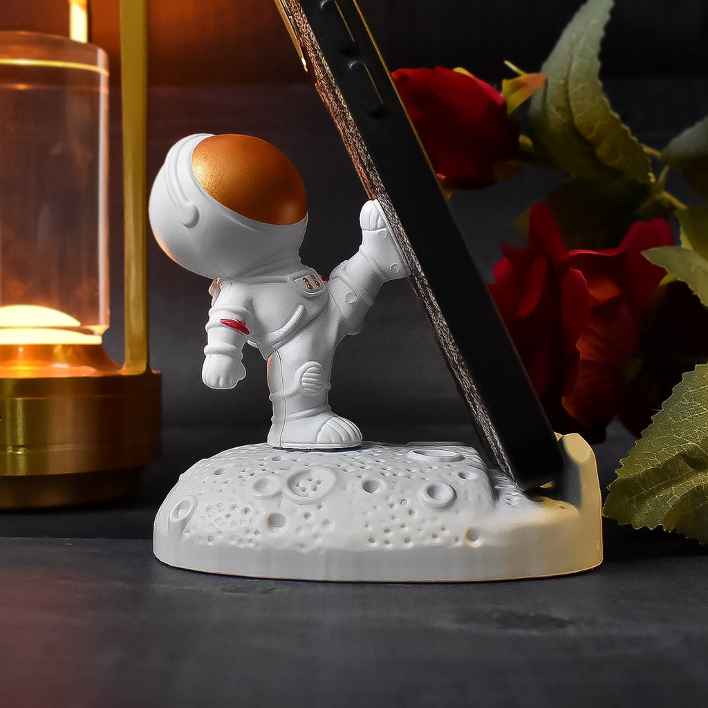 Mobile Holder Astronaut Phone Stand Planet Creative Fun 3d Design (1 Pc) - DanishHub