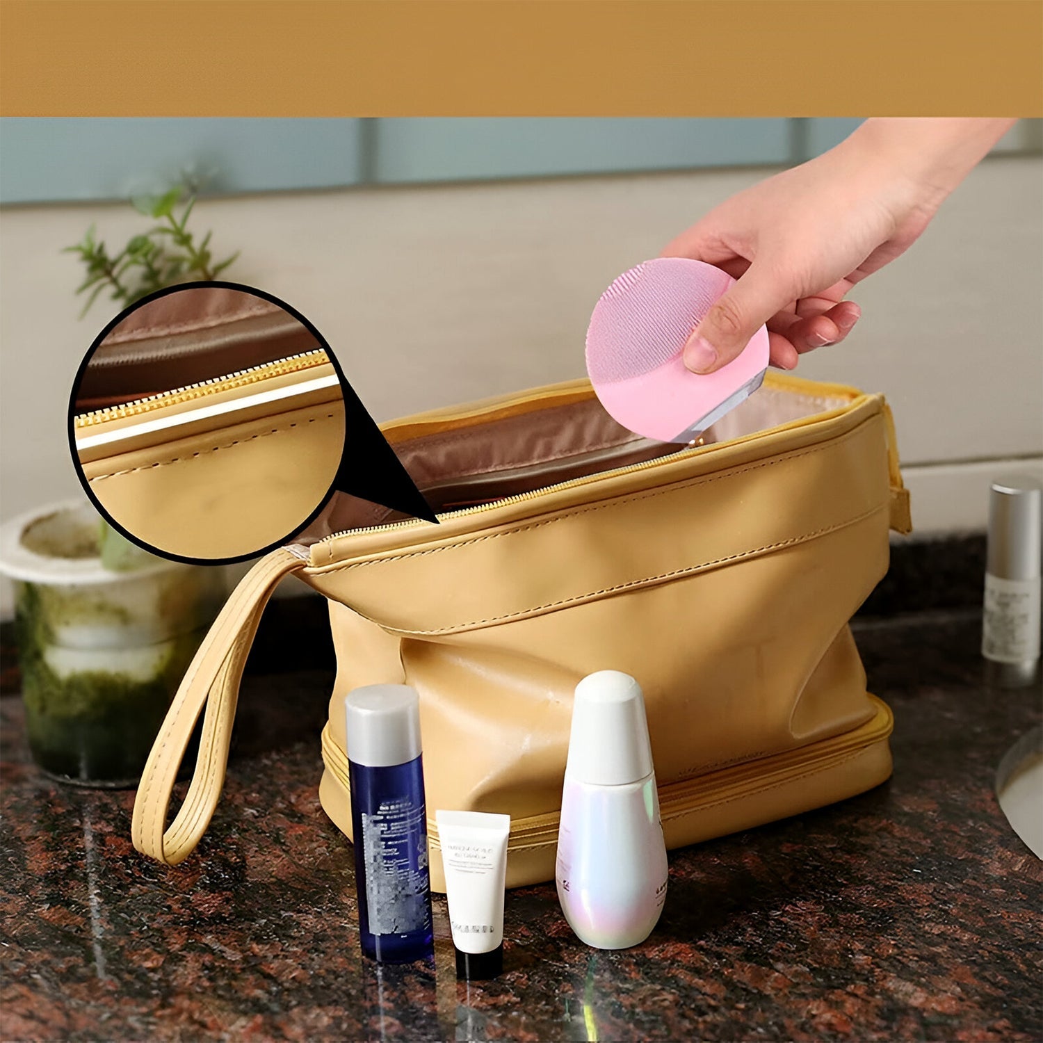 Spacious Cosmetic Makeup Storage Bag (1 Pc) - DanishHub